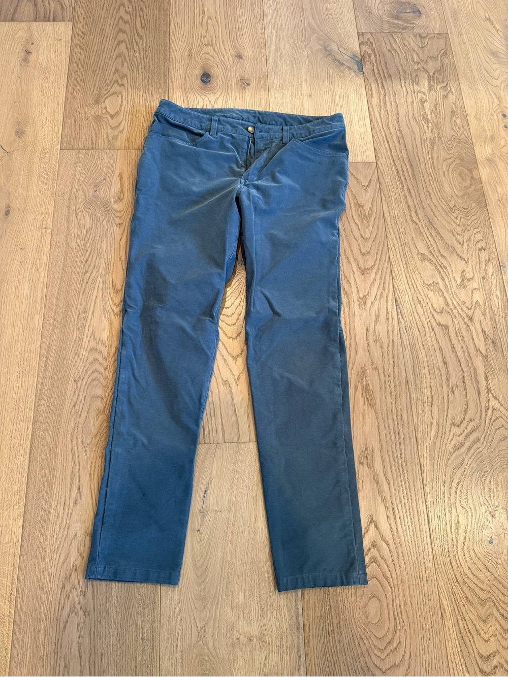 Men's abc textured blue gray pants